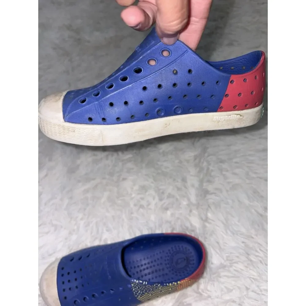 Native Kids Sz. 11 Blue Design Classic Rubber Slip On Sneaker. Cute, Comf